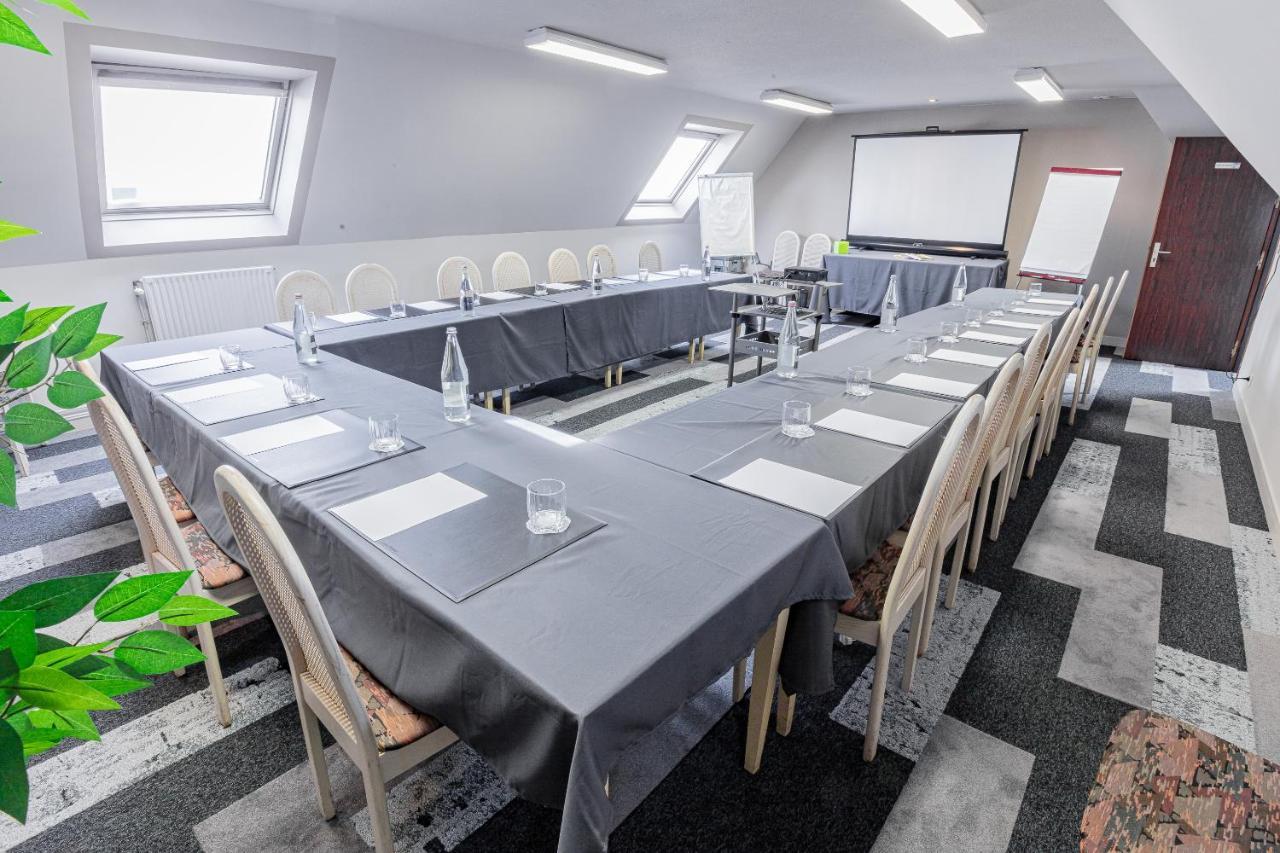 Logis Hotel La Grassinais Saint-Malo Exterior foto